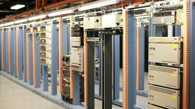 Data centre server room infrastructure